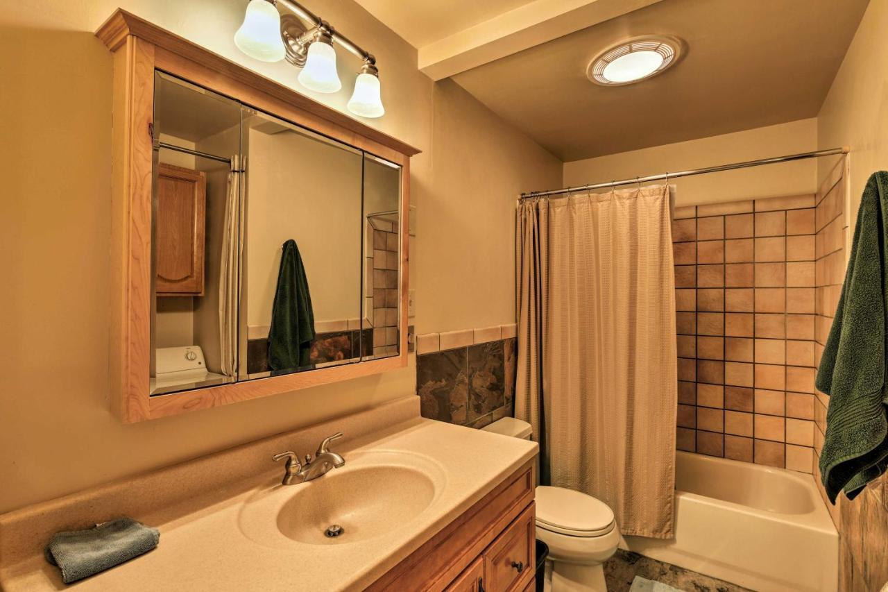 Central Anchorage Condo, Walk To Town And Coast! Екстер'єр фото